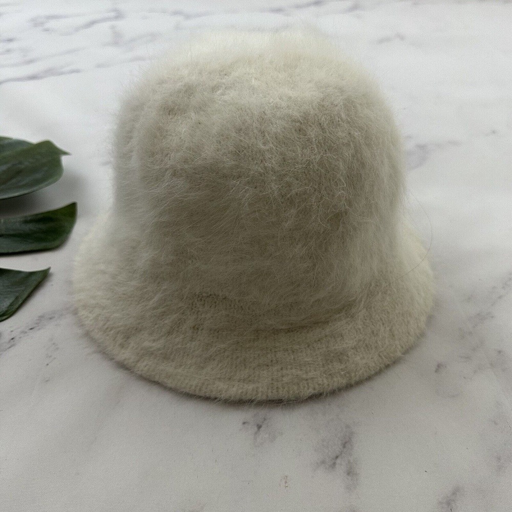 Vintage Unbranded Y2k Fuzzy Bucket Hat One Size White Angora Blend Knit